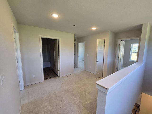 548 Harvest LANE, Hartford, WI 53027