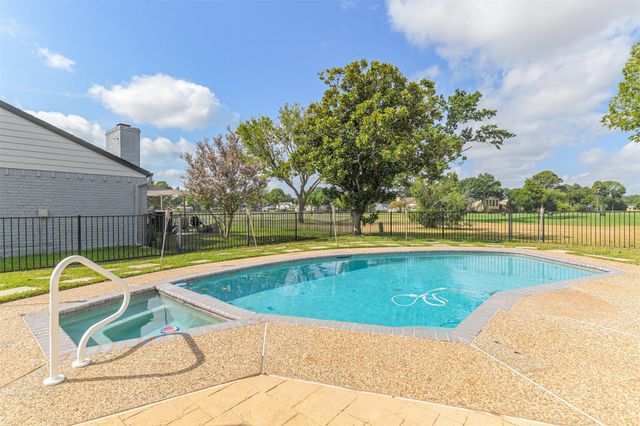 14823 El Miranda Drive, Houston, TX 77095