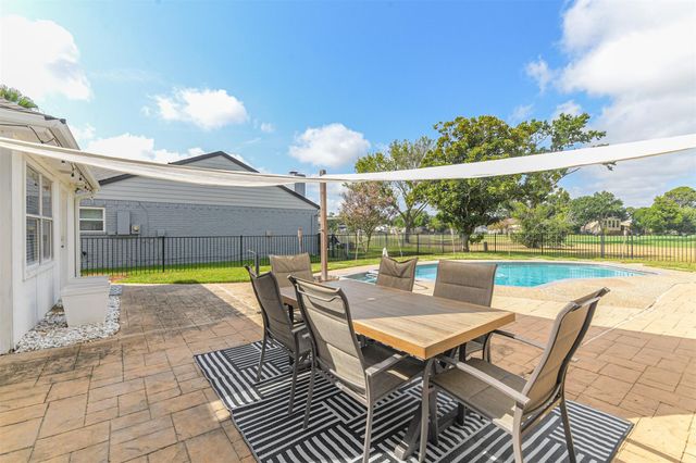 14823 El Miranda Drive, Houston, TX 77095