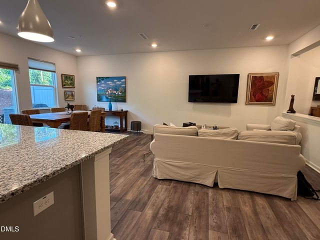 111 Golden Gate Lane, Chapel Hill, NC 27516
