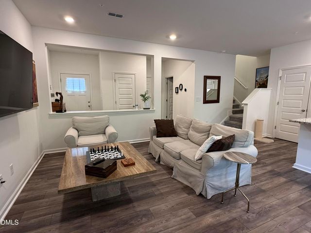 111 Golden Gate Lane, Chapel Hill, NC 27516