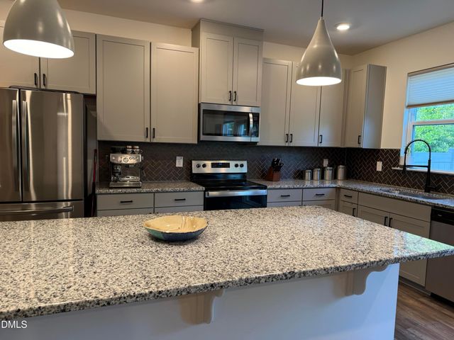 111 Golden Gate Lane, Chapel Hill, NC 27516