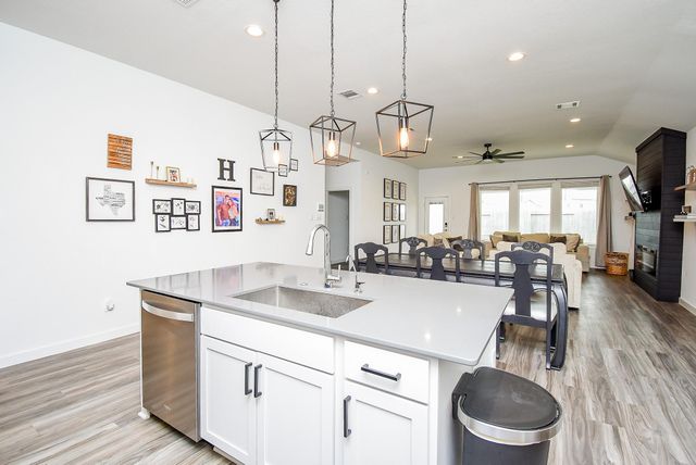 22515 Petrizzi Lane, Katy, TX 77449