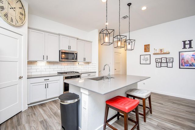 22515 Petrizzi Lane, Katy, TX 77449