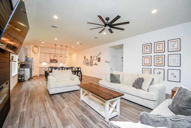 22515 Petrizzi Lane, Katy, TX 77449