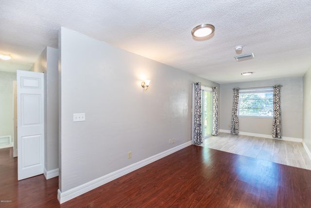 136 Valencia Drive, Ormond Beach, FL 32176