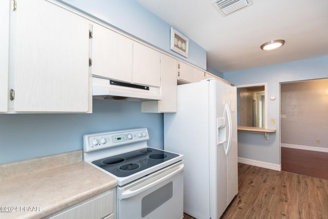 136 Valencia Drive, Ormond Beach, FL 32176