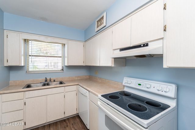 136 Valencia Drive, Ormond Beach, FL 32176