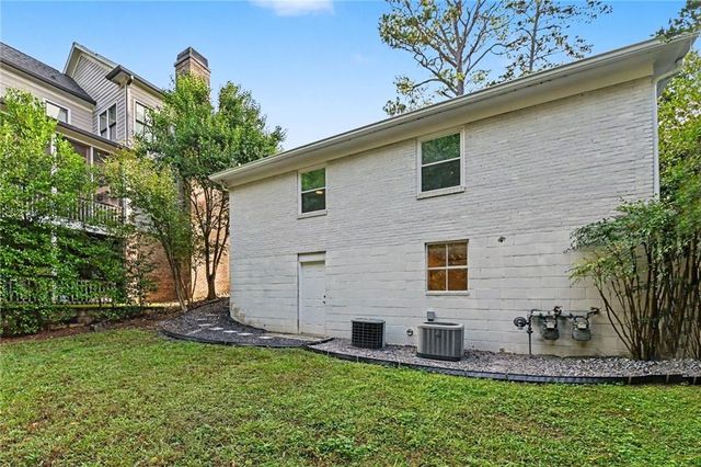 2240 Stephen Long Drive NE B, Atlanta, GA 30305