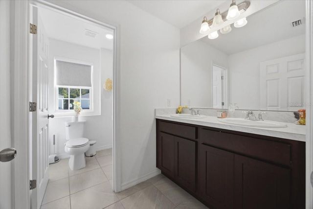 5049 BLUE HAMMOCK COURT, Kissimmee, FL 34746