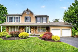 92 Bradford Lane, Plainsboro, NJ 08536