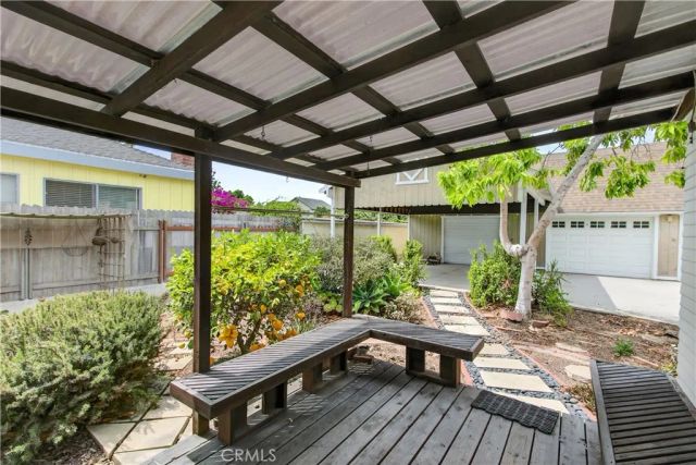 261 Wisconsin, Long Beach, CA 90803