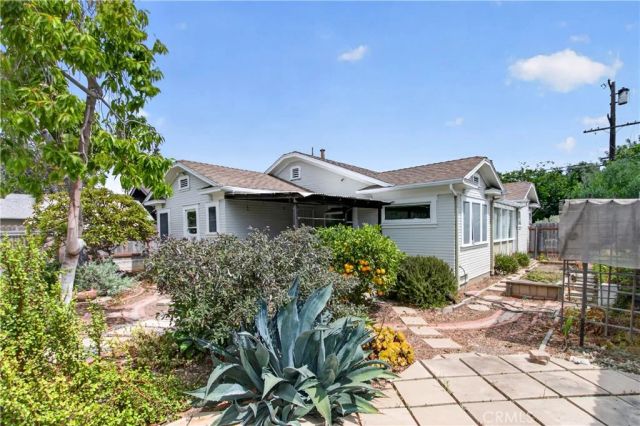 261 Wisconsin, Long Beach, CA 90803