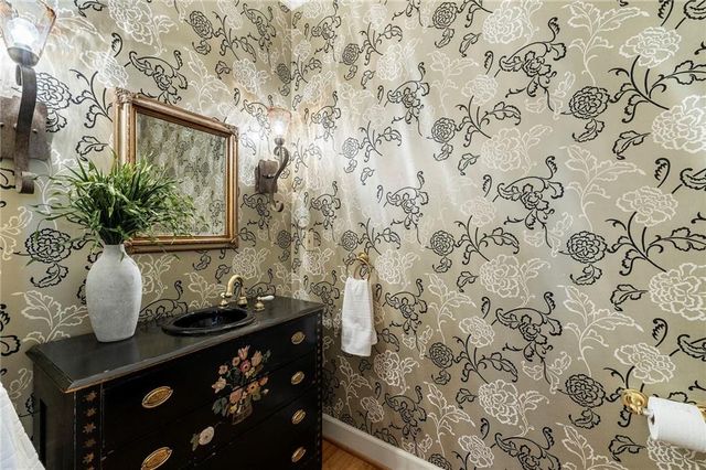 2190 Stephen Long Drive NE, Atlanta, GA 30305