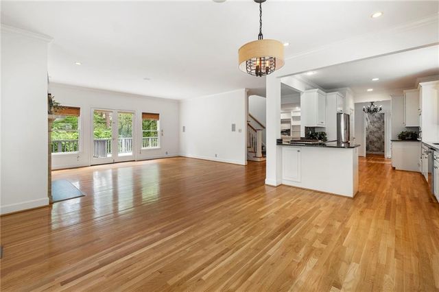 2190 Stephen Long Drive NE, Atlanta, GA 30305