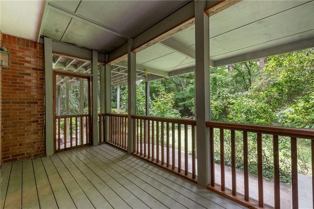 2190 Stephen Long Drive NE, Atlanta, GA 30305
