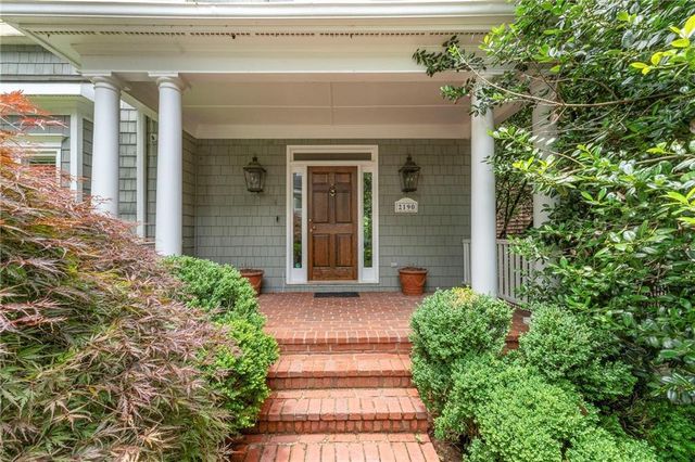 2190 Stephen Long Drive NE, Atlanta, GA 30305