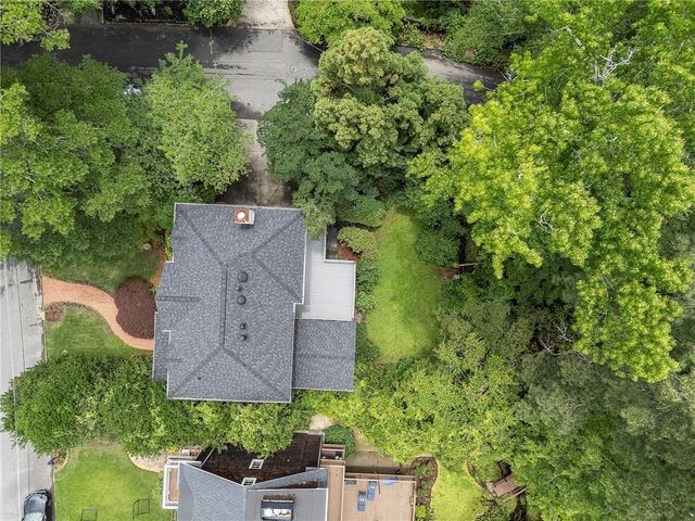 2190 Stephen Long Drive NE, Atlanta, GA 30305