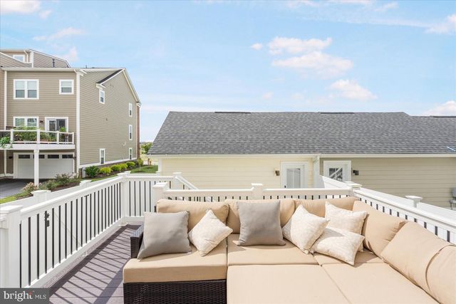 6239 ISLINGTON ST, Middle River, MD 21220