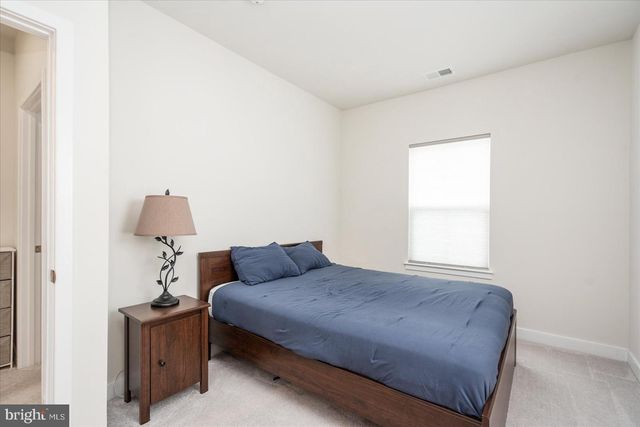 6239 ISLINGTON ST, Middle River, MD 21220