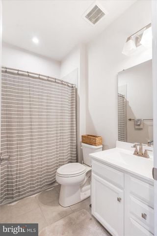 6239 ISLINGTON ST, Middle River, MD 21220
