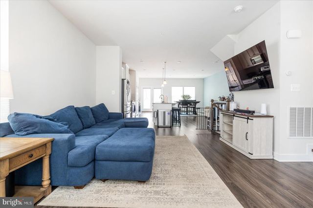 6239 ISLINGTON ST, Middle River, MD 21220