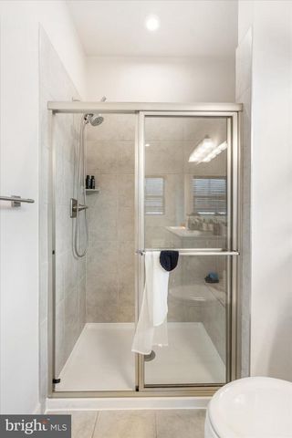 6239 ISLINGTON ST, Middle River, MD 21220