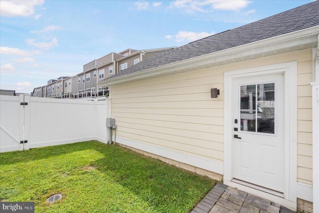 6239 ISLINGTON ST, Middle River, MD 21220