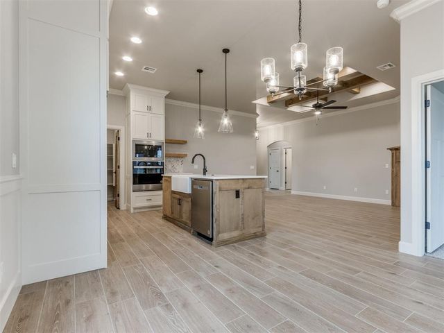 3005 SW 133rd Terrace, Oklahoma City, OK 73170