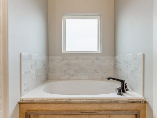 3005 SW 133rd Terrace, Oklahoma City, OK 73170