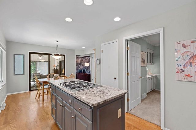 21330 Almesbury COURT, Brookfield, WI 53045