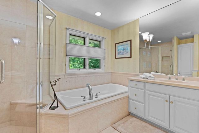 21330 Almesbury COURT, Brookfield, WI 53045