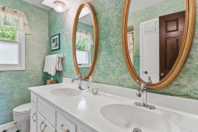 21330 Almesbury COURT, Brookfield, WI 53045