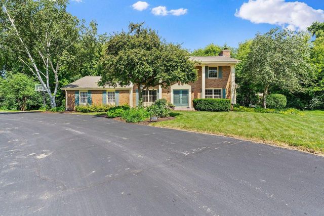 21330 Almesbury COURT, Brookfield, WI 53045
