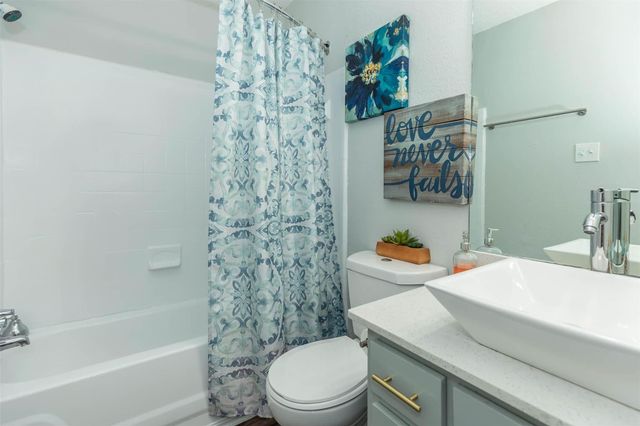 3001 Hillcroft Street G0604, Houston, TX 77057