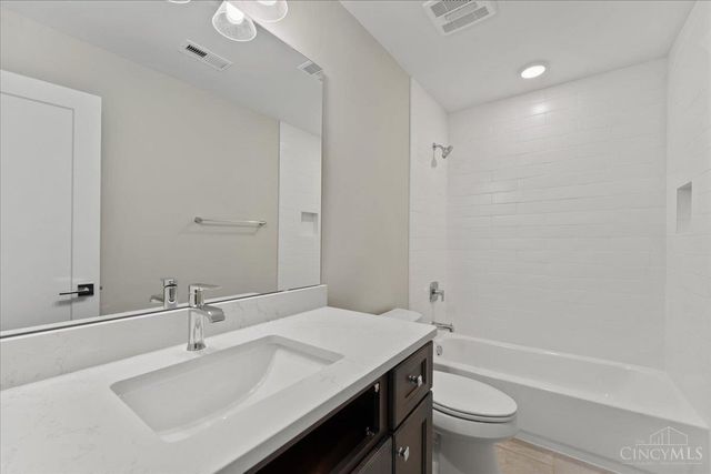 1906 Pogue Avenue, Cincinnati, OH 45208