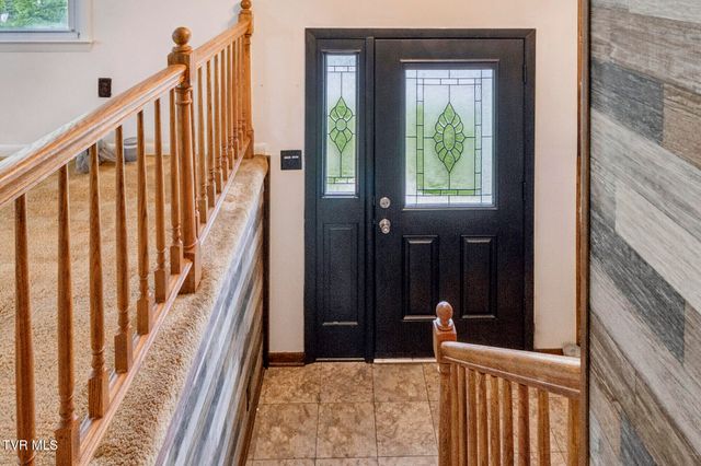 464 Springfield Drive, Bristol, TN 37620