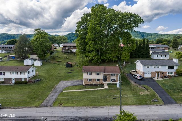 464 Springfield Drive, Bristol, TN 37620