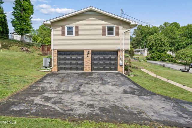 464 Springfield Drive, Bristol, TN 37620