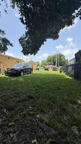 5730 NW 11 Ave, Miami, FL 33127
