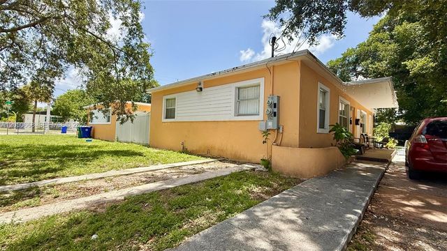 5730 NW 11 Ave, Miami, FL 33127