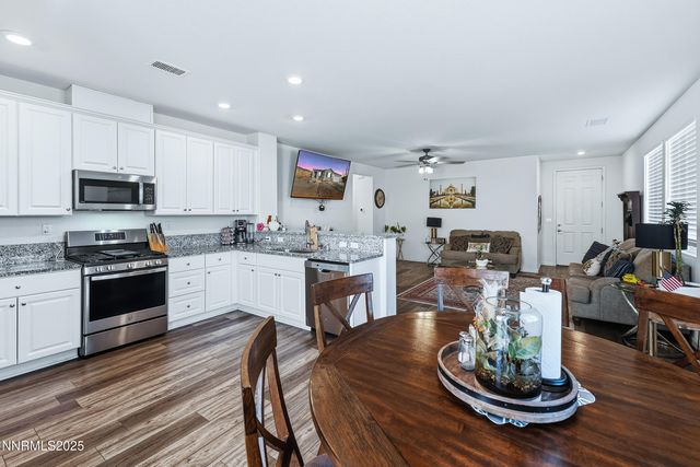 326 Redwall Court, Dayton, NV 89403