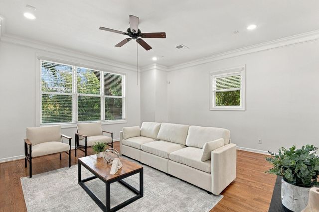 1101 Nadine Street B, Houston, TX 77009