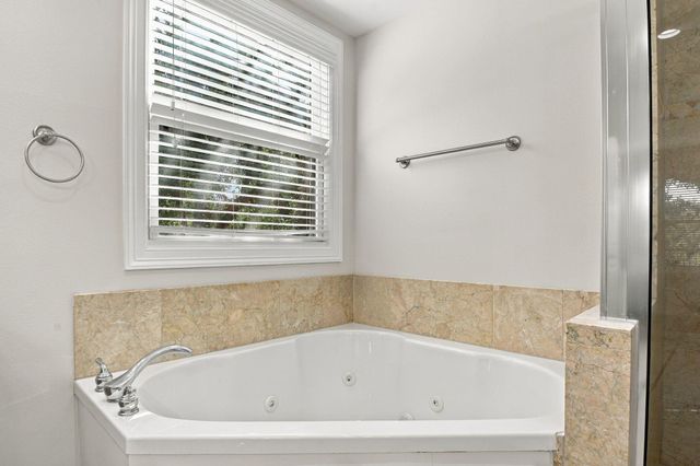 1101 Nadine Street B, Houston, TX 77009