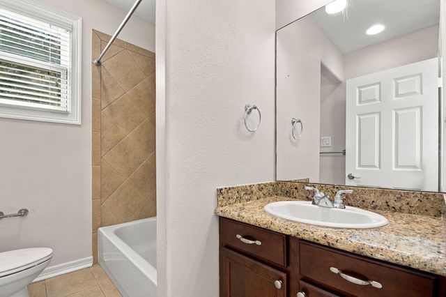 1101 Nadine Street B, Houston, TX 77009