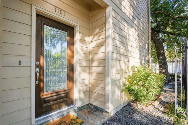 1101 Nadine Street B, Houston, TX 77009