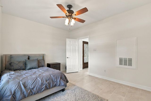 1101 Nadine Street B, Houston, TX 77009