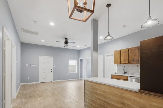 324 Johnson Street B, Pasadena, TX 77506