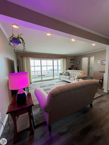 165 S Water Street 103, Marine City, MI 48039