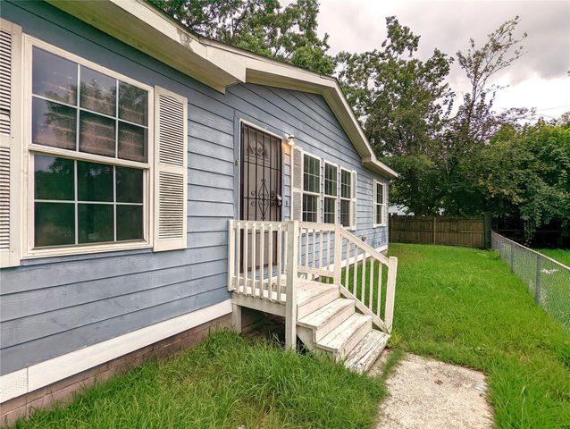 829 Marjorie Street B, Houston, TX 77088
